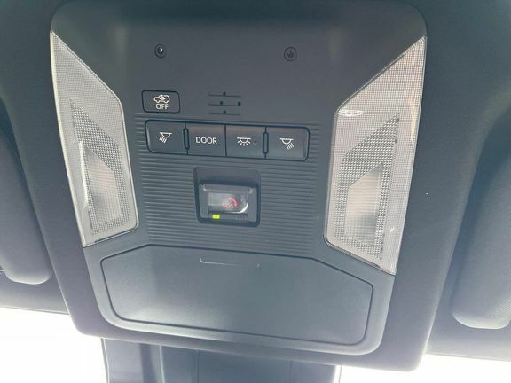 Toyota Rav 4 Dynamic Black #41