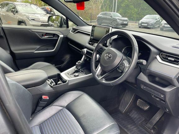 Toyota Rav 4 Dynamic Black #14