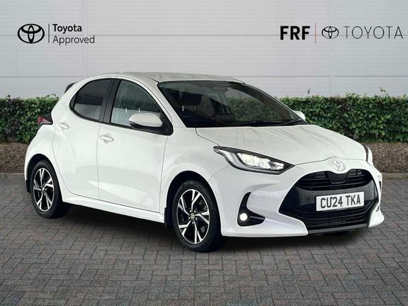 Toyota Yaris Design White