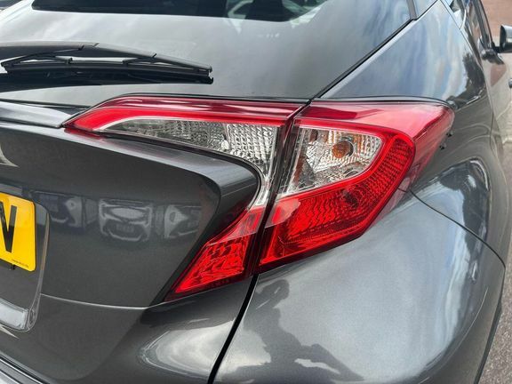 Toyota C-Hr Hybrid 1.8 122Bhp Excel Crossover 5-Dr Silver #23