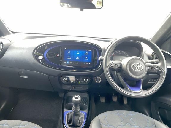 Toyota Aygo X Exclusive Manual Blue #6