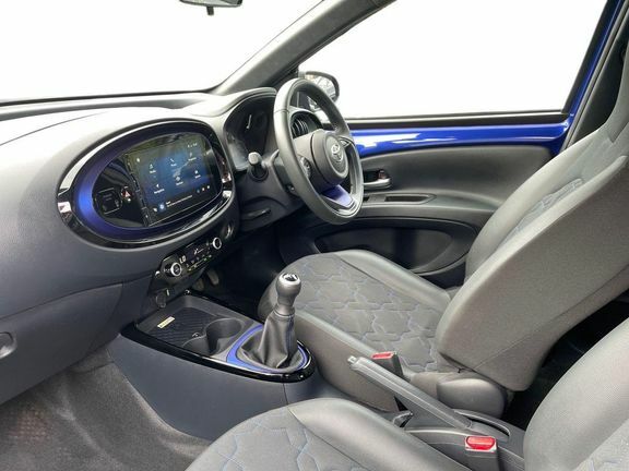 Toyota Aygo X Exclusive Manual Blue #5