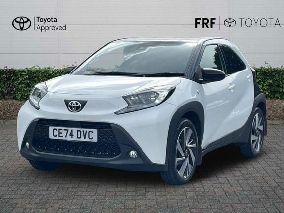 Toyota Aygo X Edge White #3