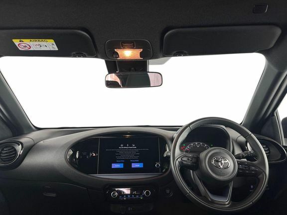Toyota Aygo X Exclusive Manual #6