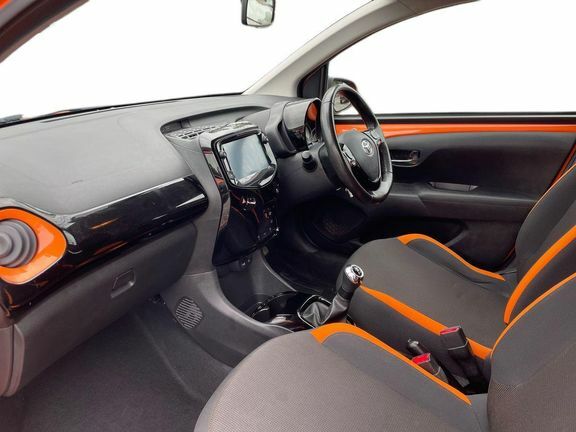Toyota Aygo X X-cite M Bitone #5