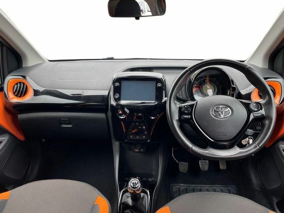 Toyota Aygo X X-cite M Bitone #6