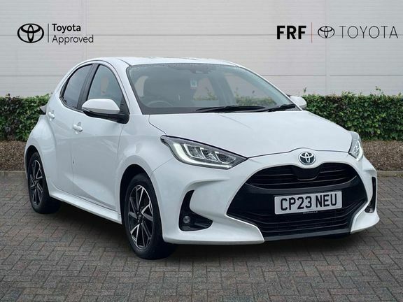 Toyota Yaris Design White
