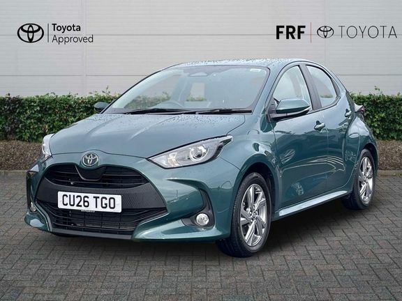 Toyota Yaris Icon Green #3