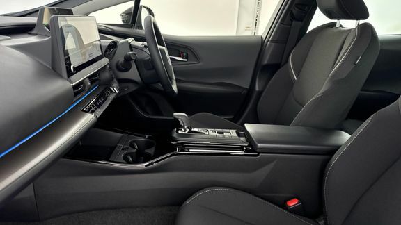 Toyota Prius Design Silver #9
