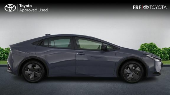 Toyota Prius Design Silver #15