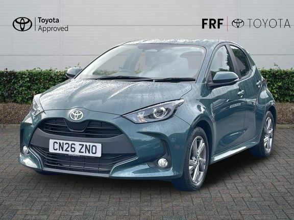 Toyota Yaris Icon Green #3