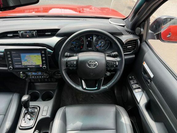 Toyota HILUX Active Grey #7