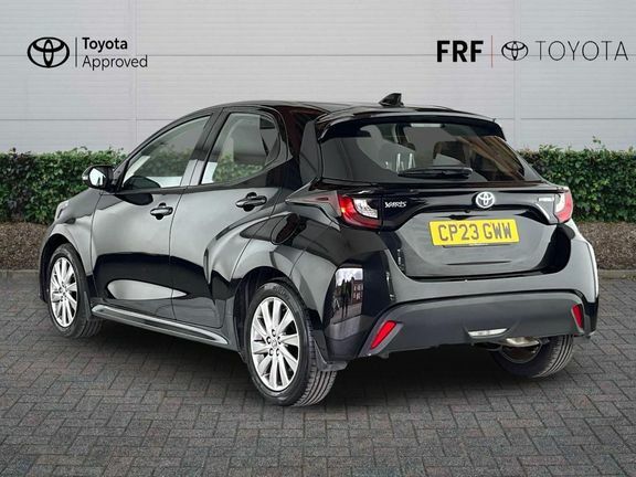 Toyota Yaris Icon Black #4