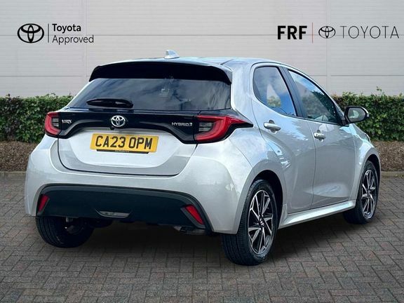 Toyota Yaris Design Silver #2