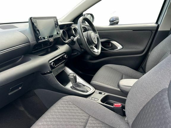 Toyota Yaris Design Silver #5