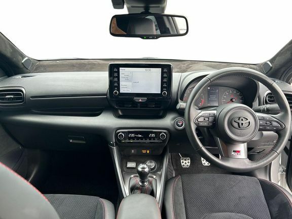 Toyota Yaris Hatchback Grey #7