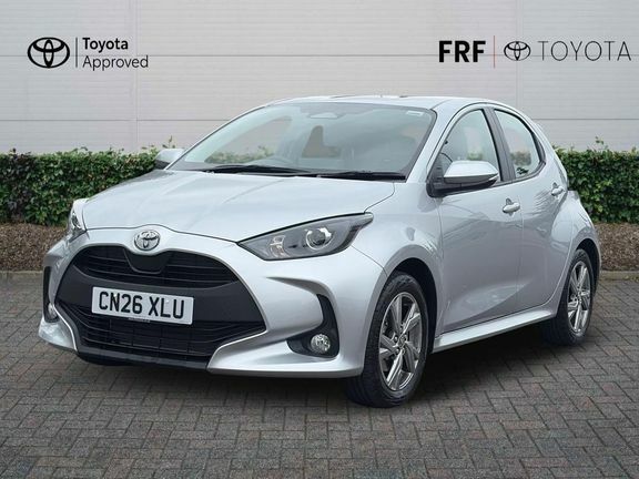 Toyota Yaris Icon Silver #3