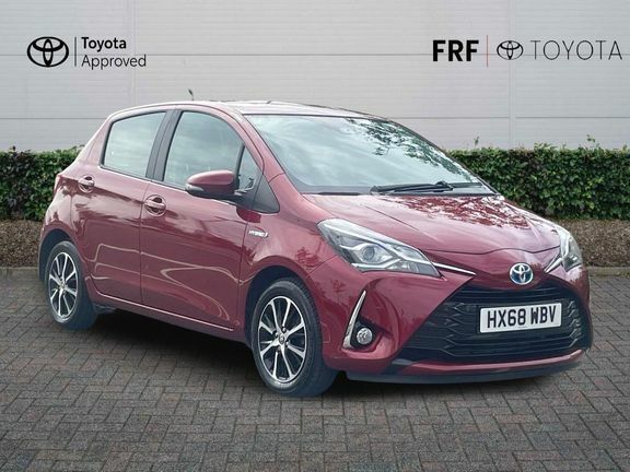 Toyota Yaris Icon Tech 1.5 Hybrid Red