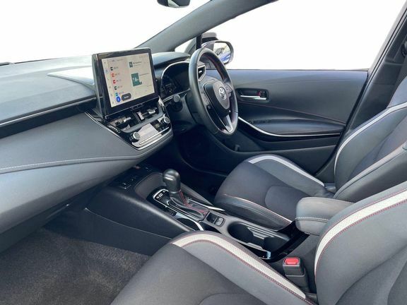 Toyota Aygo X Edge Automatic Beige #5