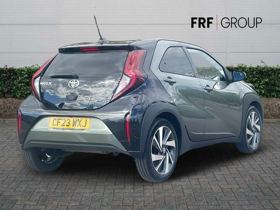 Toyota Aygo X Edge Manual Green #2