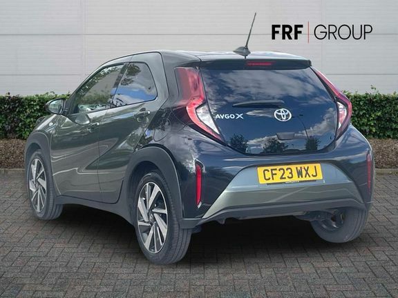 Toyota Aygo X Edge Manual Green #4