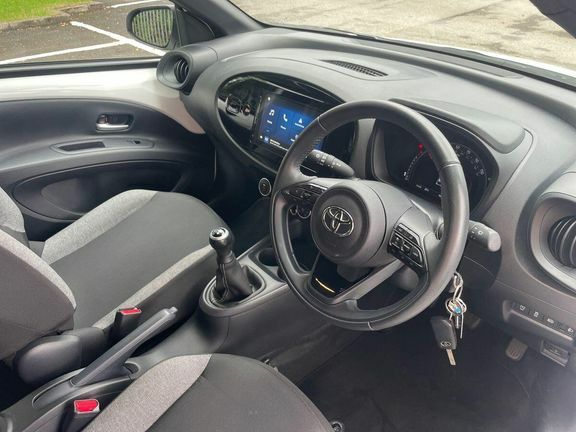 Toyota Aygo X Edge Auto  #12