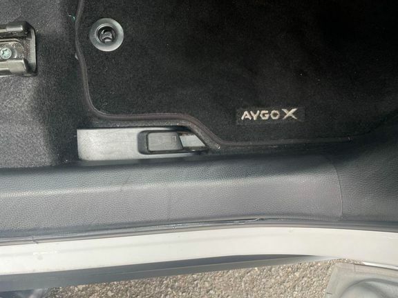 Toyota Aygo X Edge Auto  #32