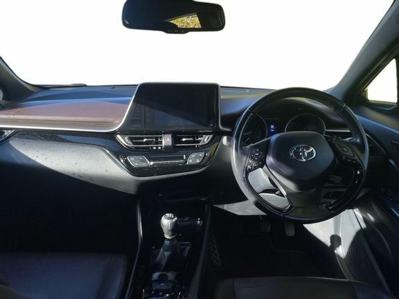 Toyota C-Hr Excel Black #6