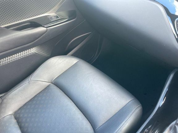 Toyota C-Hr #36