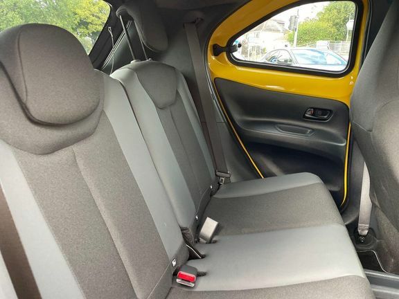 Toyota Aygo X Edge Green #10