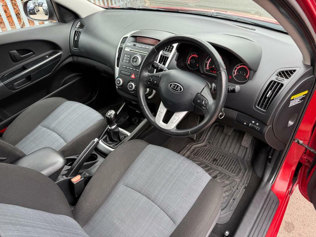 Kia Ceed 1.6 3 Sw Crdi 113 Bhp Silver #9