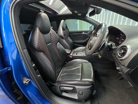 Audi RS3 2019 19 2.5 Blue #4