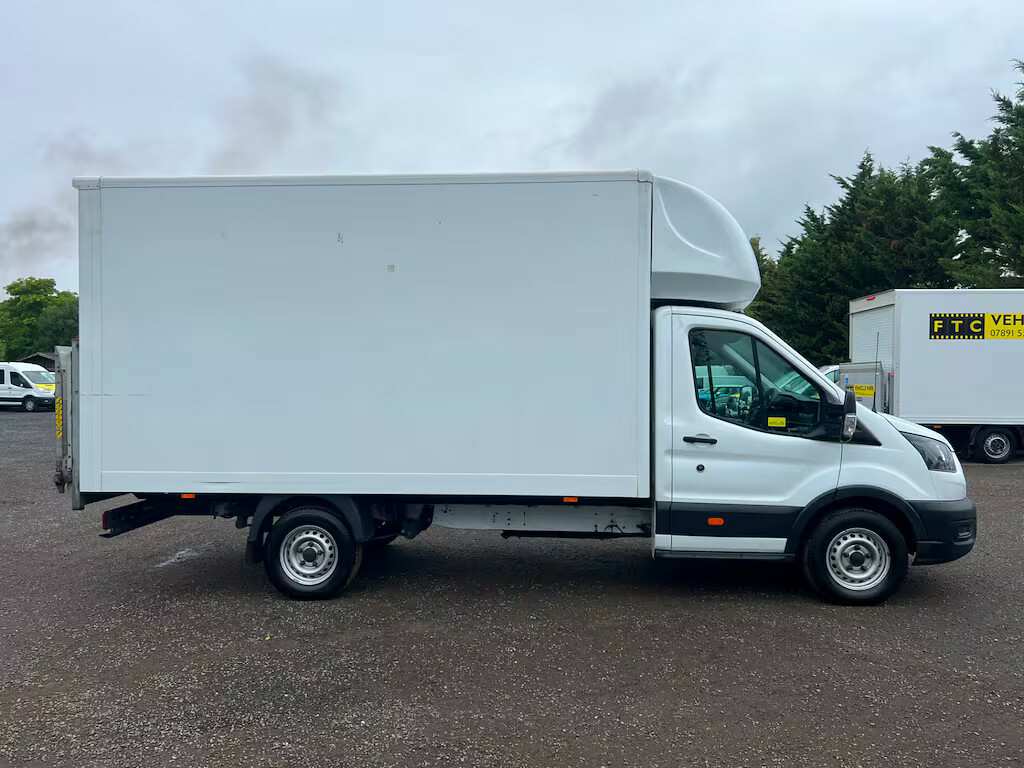 Ford Transit Custom 2.0 Ecoblue 130Ps Chassis Cab Chassis Cab M LJ72KXF White #4
