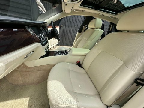 Rolls-Royce Ghost 6.6 V12 Saloon Euro 5 563 Bhp Purple #34