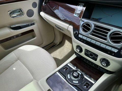 Rolls-Royce Ghost 6.6 V12 Saloon Euro 5 563 Bhp Purple #31