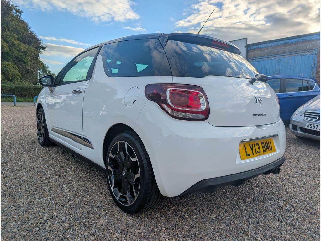 Citroen DS3 1.6 Vti Dstyle Plus Hatchback White #4
