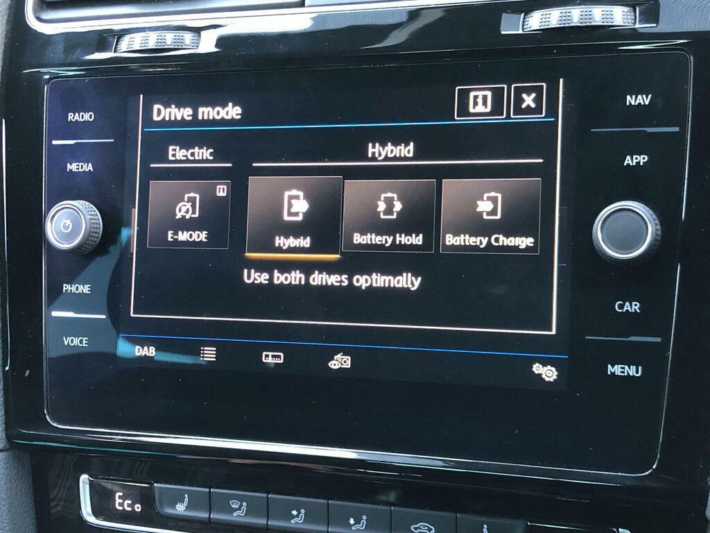 Volkswagen e-Golf 35.8Kwh Hatchback 136 Ps Blue #42