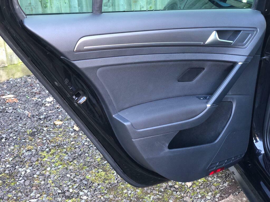 Volkswagen e-Golf 35.8Kwh Hatchback 136 Ps Blue #23