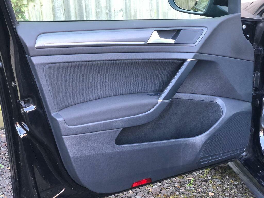 Volkswagen e-Golf 35.8Kwh Hatchback 136 Ps Blue #22