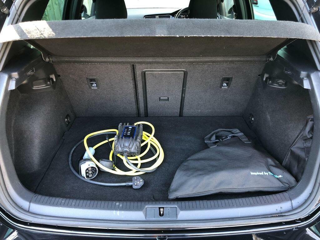 Volkswagen e-Golf 35.8Kwh Hatchback 136 Ps Blue #25