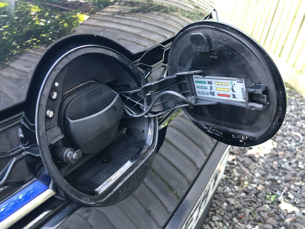 Volkswagen e-Golf 35.8Kwh Hatchback 136 Ps Blue #16