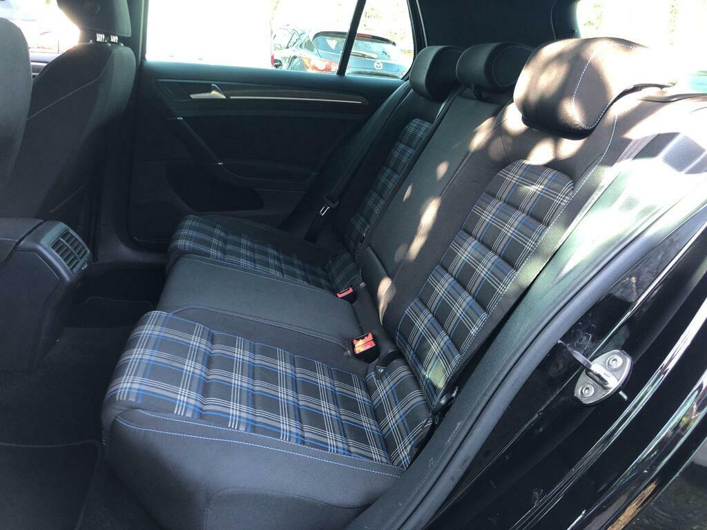 Volkswagen e-Golf 35.8Kwh Hatchback 136 Ps Blue #30