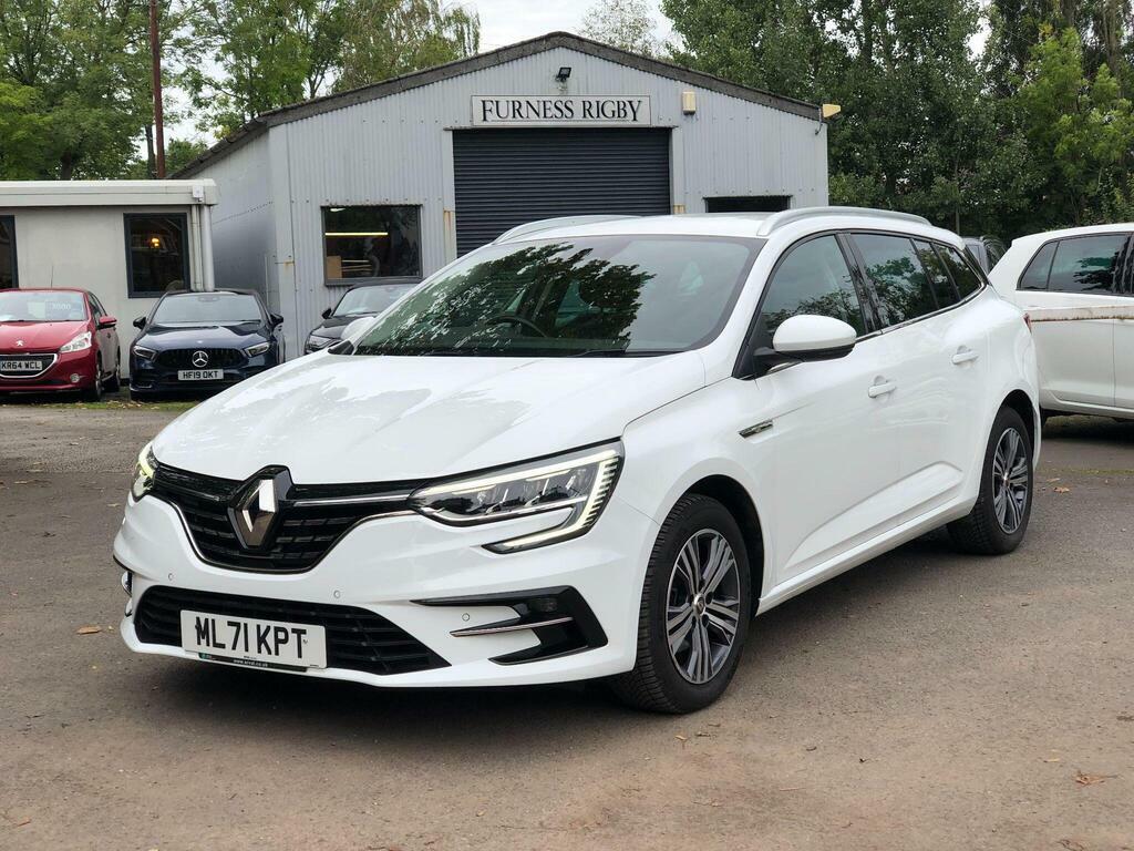 Renault Megane 1.5 Blue Dci Iconic Sport Tourer Euro 6 S S White #2