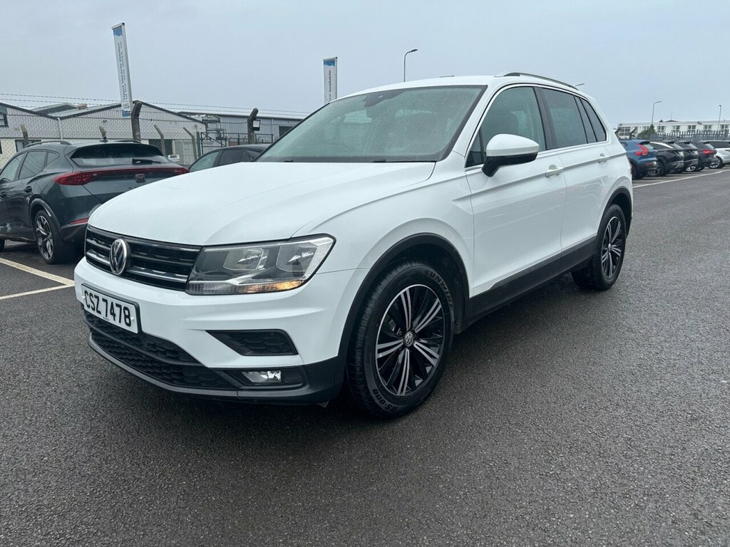 Volkswagen Tiguan 2L Se Navigation White #3