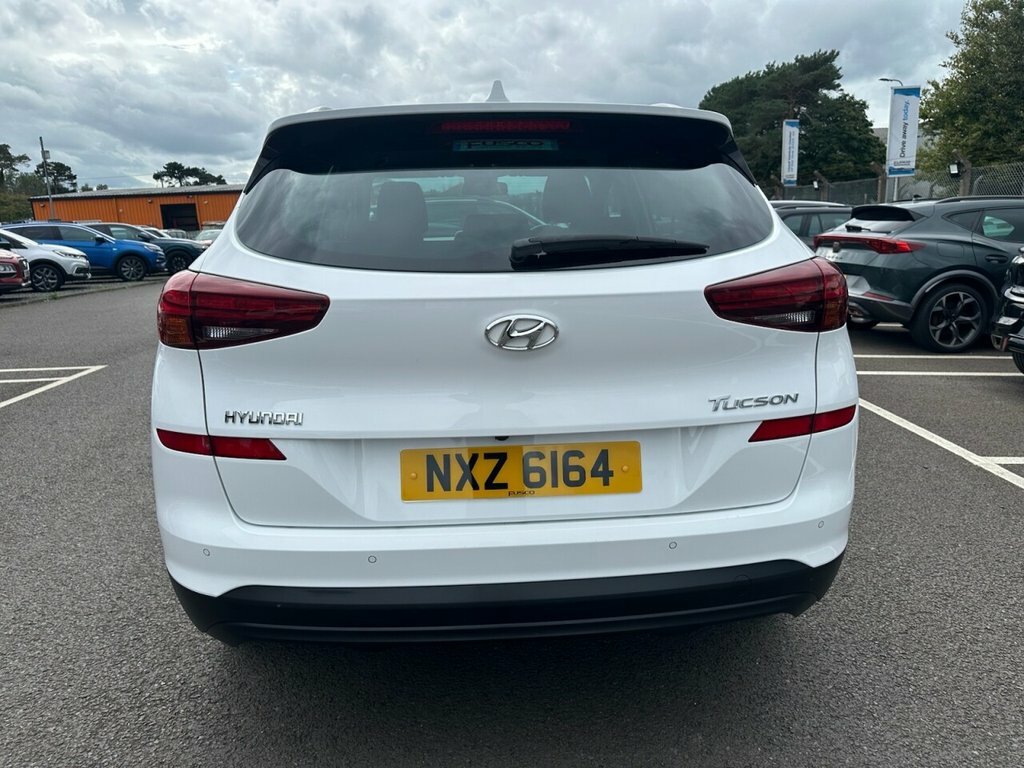 Hyundai Tucson 1.6L Se Nav White #6
