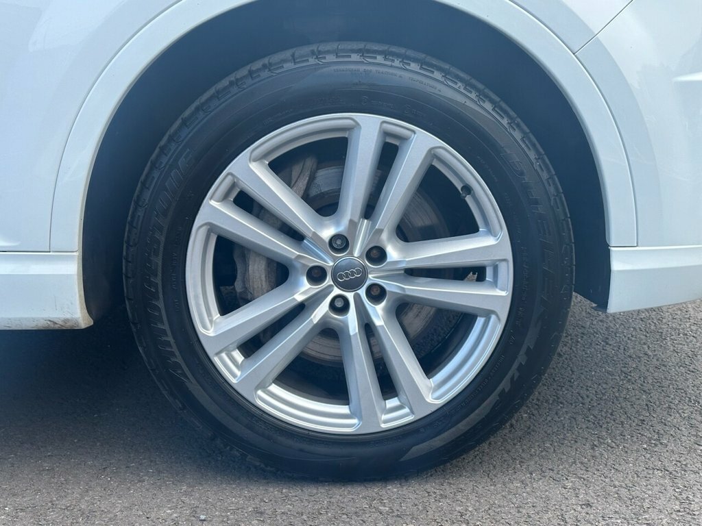 Audi Q7 3L S Line White #3
