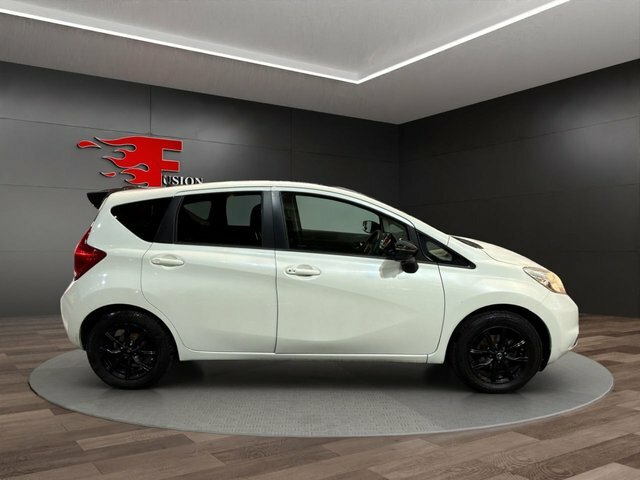 Nissan Note 1.2 12V Acenta Premium Hatchback White #4