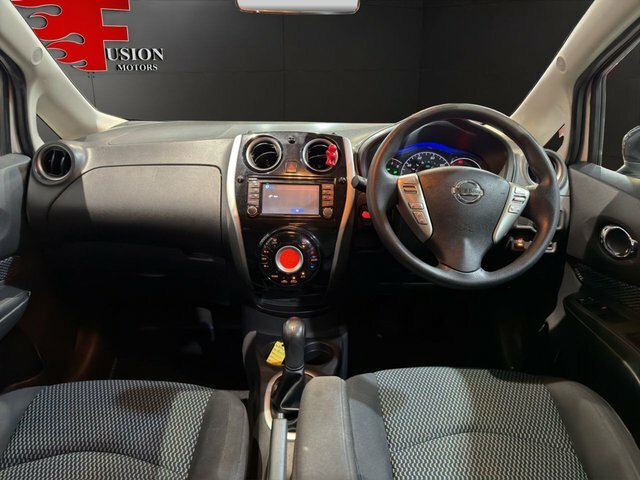 Nissan Note 1.2 12V Acenta Premium Hatchback White #5