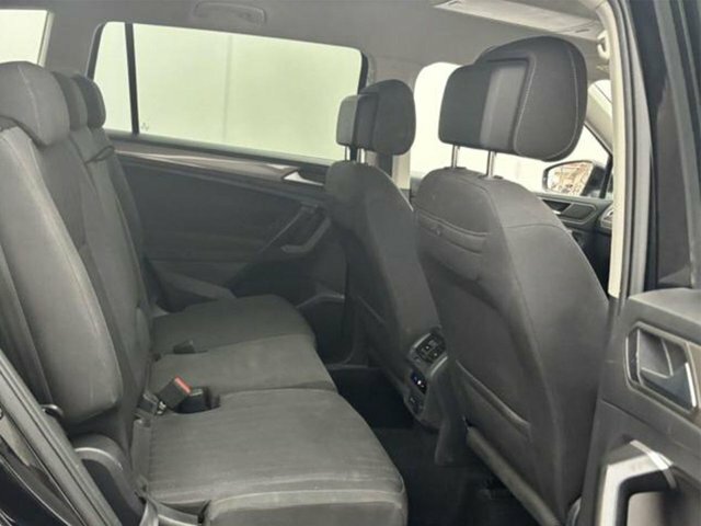 Volkswagen Tiguan Allspace 1.5 Tsi Life Suv Dsg Euro 6 S S 150 Black #4