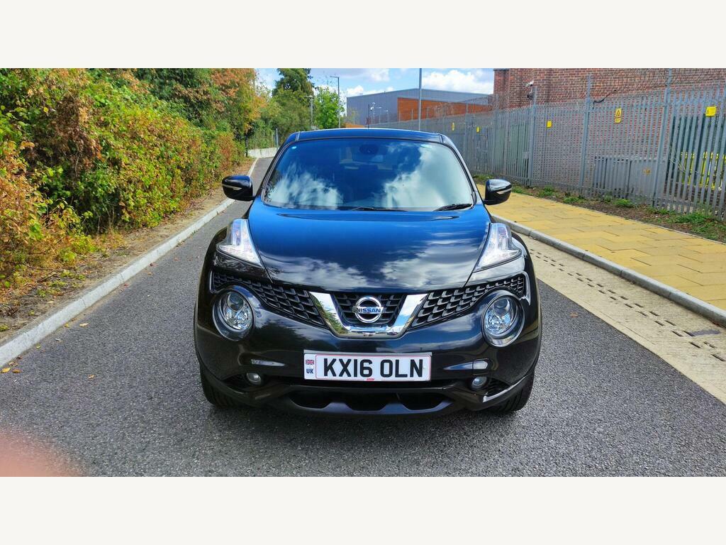 Nissan Juke Acenta White #3
